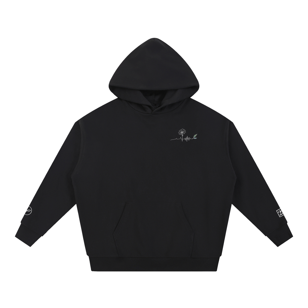 Hoodie Rester soi Ink Pick Me noir, petit motif côté cœur – vue de face