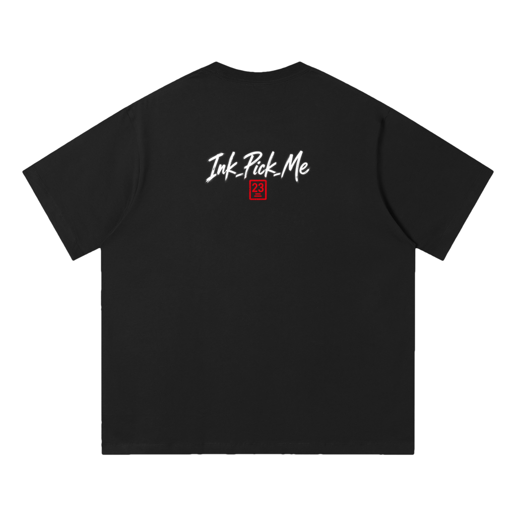 Détail du motif 'Inky Yokai' imprimé sur le t-shirt oversize.
