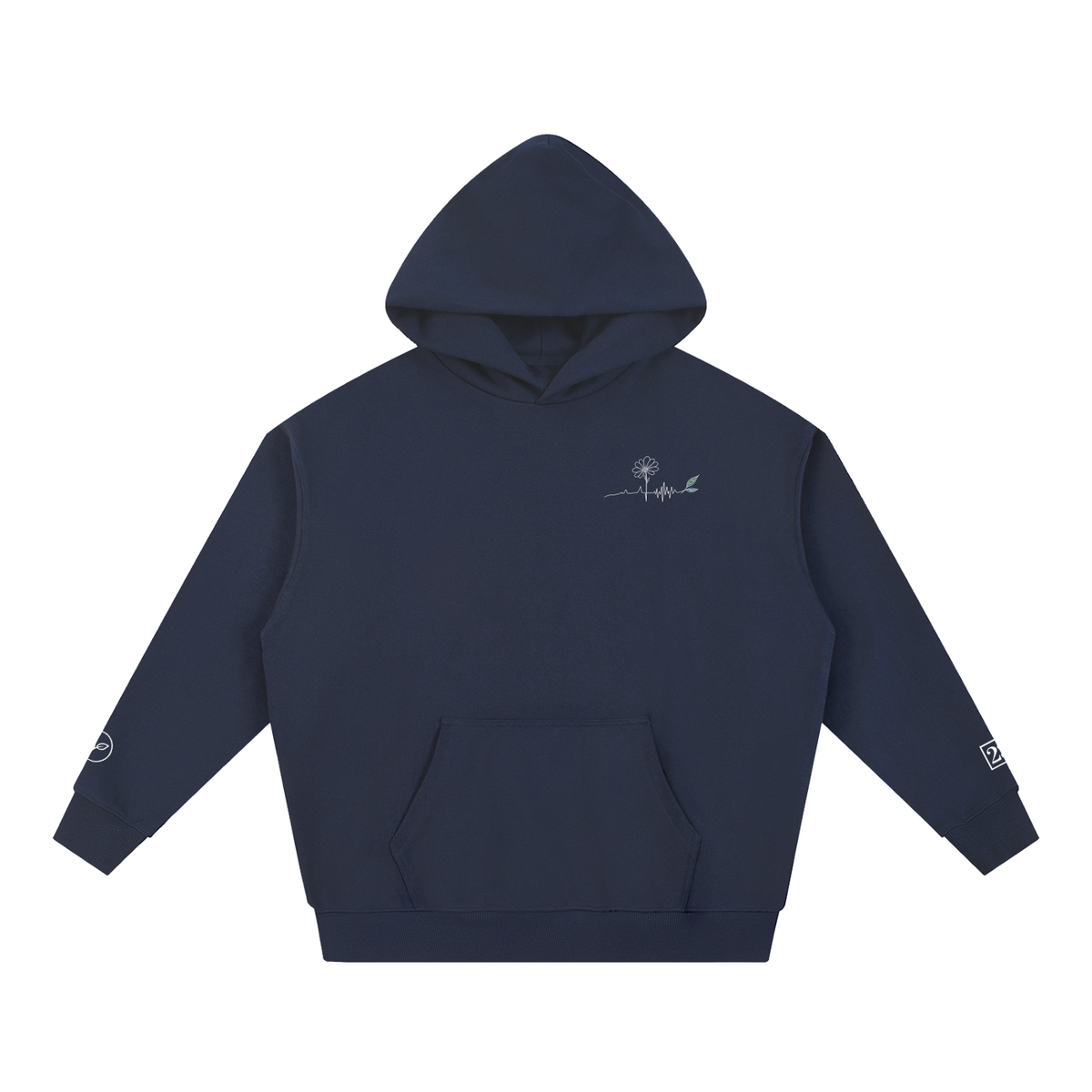 Hoodie Rester soi Ink Pick Me bleu marine, petit motif côté cœur – vue de face